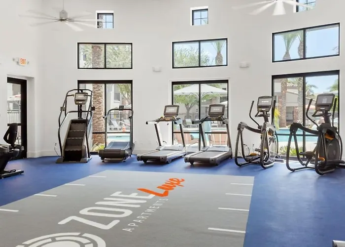 Apartment Cozysuites By The Stadium With Pool 08 Glendale